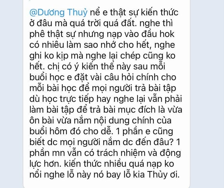 Học viên bày tỏ khâm phục lượng kiến thức phong phú của khoá học